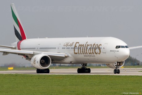Emirates | A6-EMW