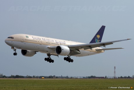 Saudi Arabian Airlines | HZ-AKF
