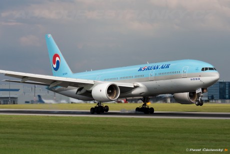 Korean Air | HL7575 | 1